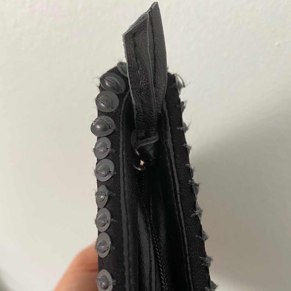 MLV Clutch - Picture 4 of 4